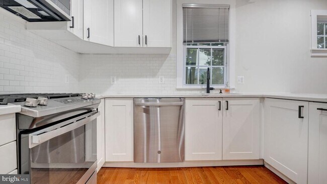 Foto del edificio - 3717 36th St