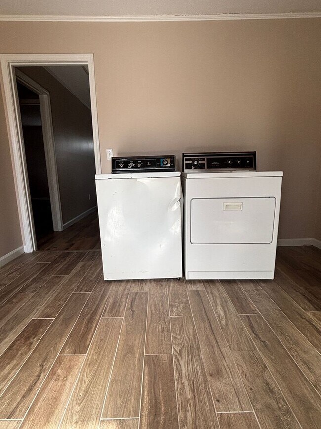 Foto del edificio - New Listing!