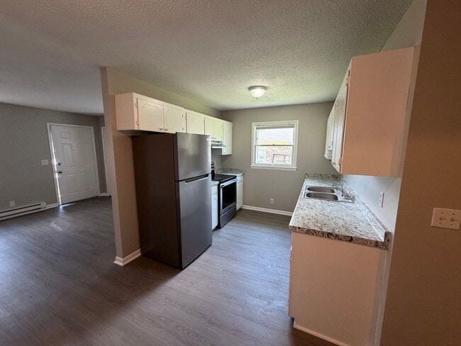 Building Photo - 1 Bed 1 Bath Unit In Shelbyvillle