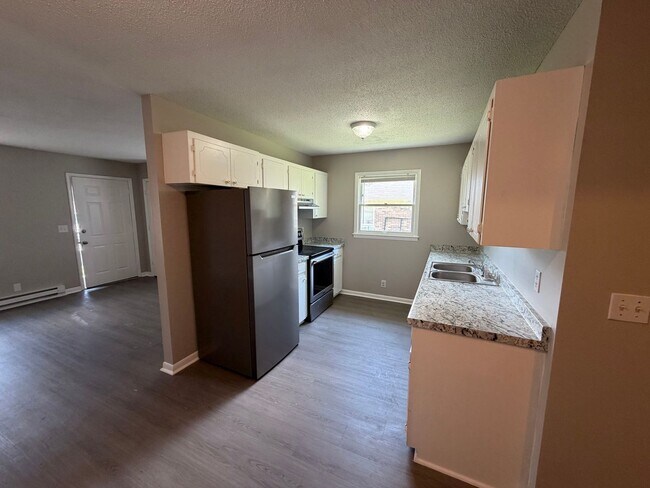 Foto del edificio - 1 Bed 1 Bath Unit In Shelbyvillle