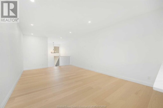 Building Photo - 354 Bouffard Rd