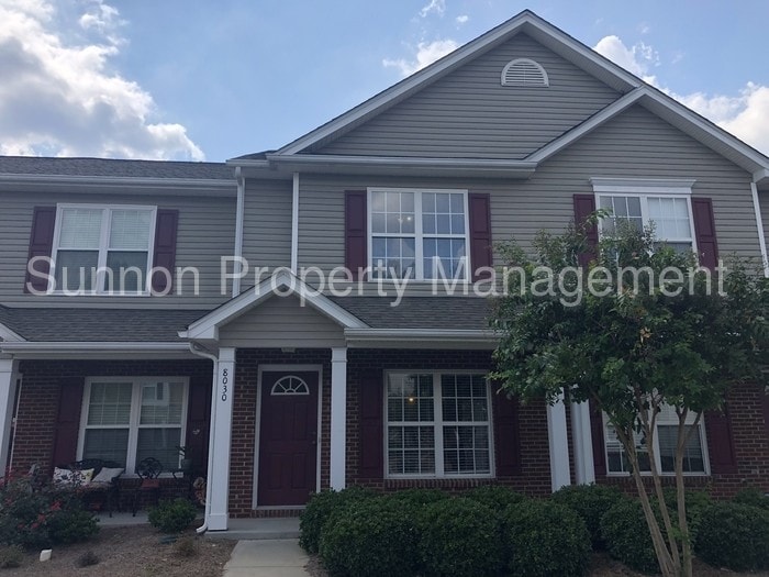 Primary Photo - 2 Bed, 2.5 Bath Matthews Townhouse