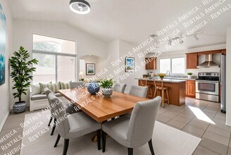 Building Photo - 295 N Hudson Pl