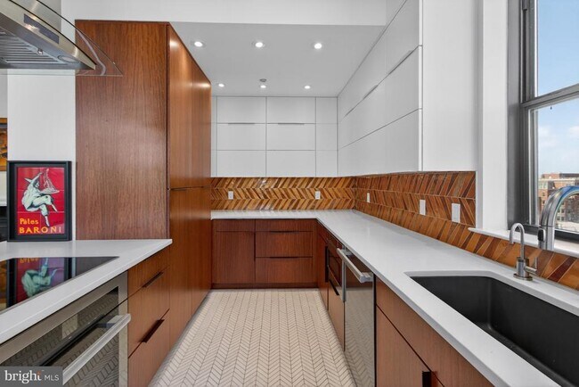 Foto del edificio - 2020 12th St NW