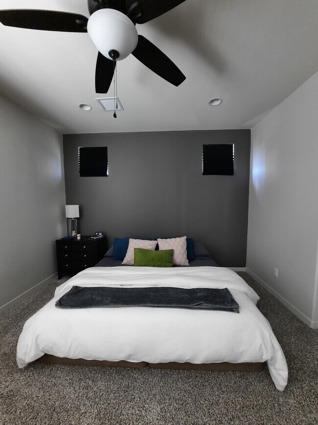 Foto del edificio - 5924 Dalhart Dr