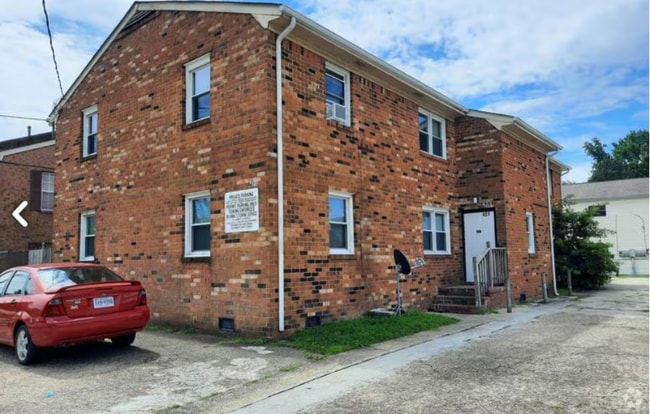 Building Photo - 421 E Little Creek Rd