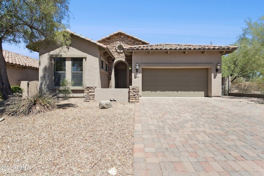 Foto principal - 6934 E Portia St