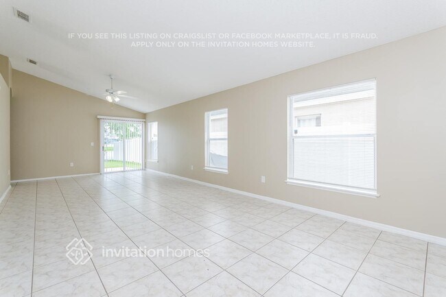 Foto del edificio - 1234 Carey Glen Cir