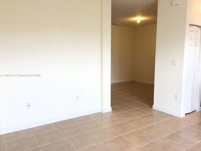 Foto del edificio - 3331 W 94th Terrace