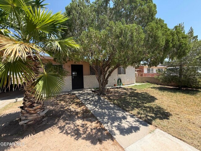 Foto del edificio - 7289 Mimosa Ave