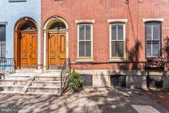 Building Photo - 404 S 22nd St