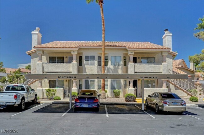 Building Photo - 913 Falconhead Ln