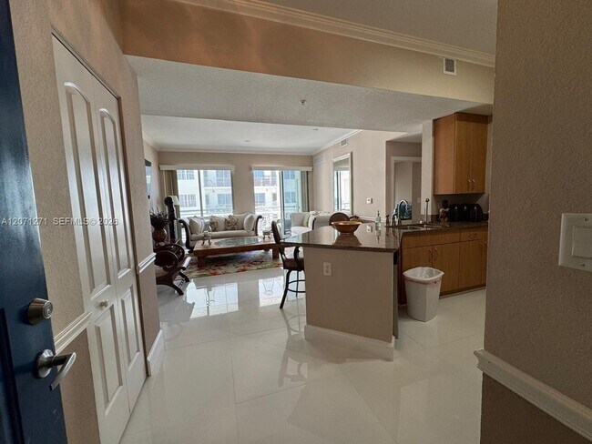 Building Photo - 1830 Radius Dr