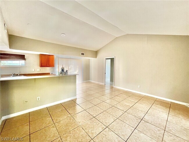 Foto del edificio - 546 SE 33rd Terrace