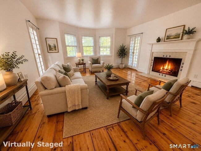Photo - 154 Silvermine Ave House