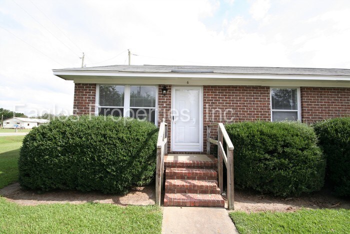 Primary Photo - 106 Gurley Ave #2 Goldsboro, NC 27534