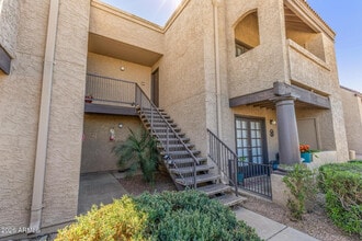 Building Photo - 5995 N 78th St