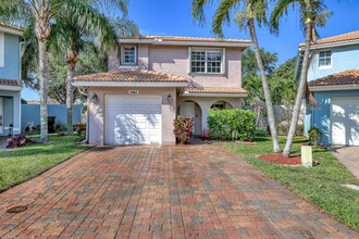 Building Photo - 3464 Commodore Ct