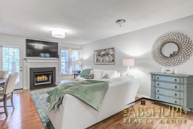 Foto del edificio - 1631 Claiborne Ct