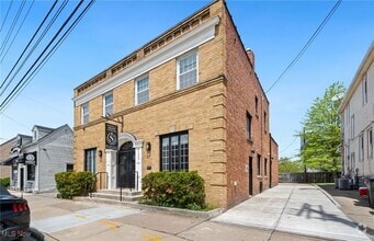 Building Photo - 12900 Madison Ave