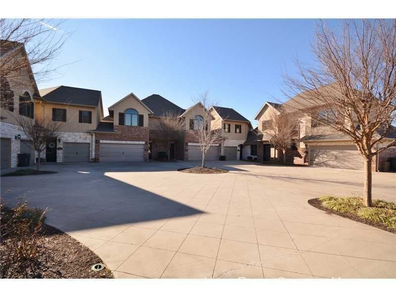 Primary Photo - 2608 S Everest Ave
