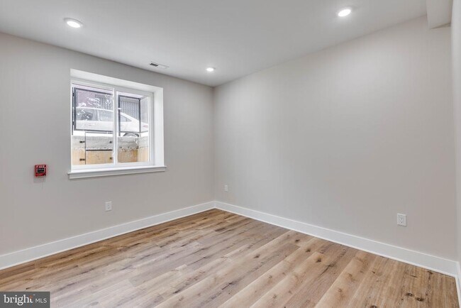 Foto del edificio - 1434 Parrish St