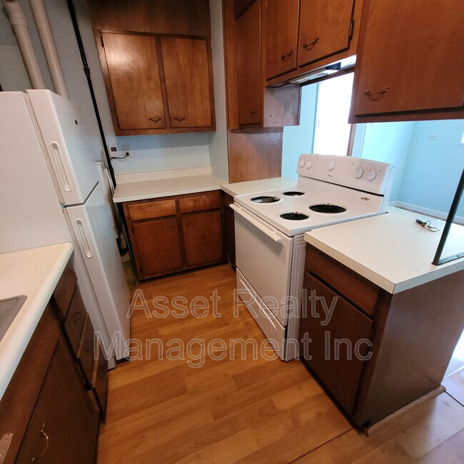 Foto del edificio - 119 Parsons Rd