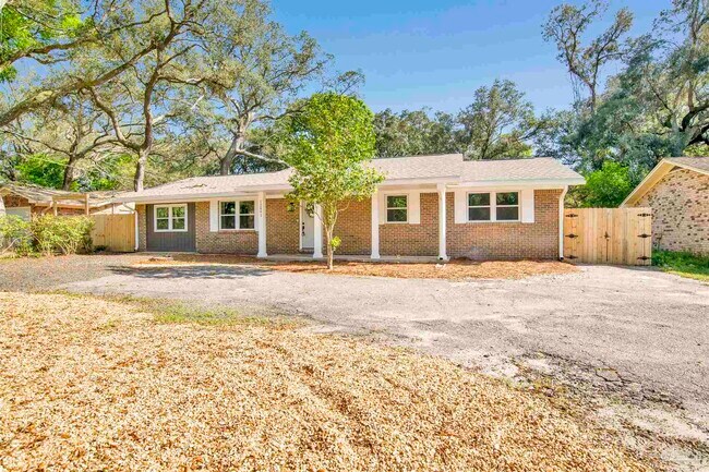 Building Photo - 12891 Lillian Hwy