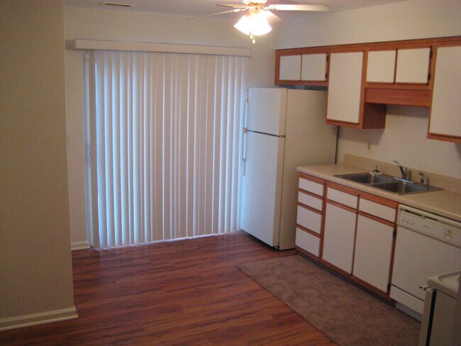 Foto del edificio - 1822 Bennington St SE