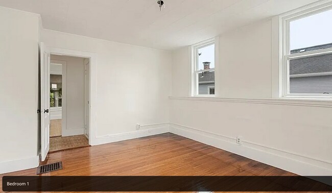 Building Photo - 17 Knowlton St