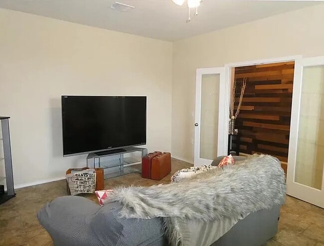 Building Photo - Room in Single Family Home on Longford Trail