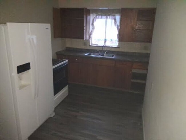 Building Photo - 1928-1930-1930 Vaughn St