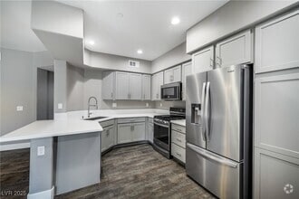 Building Photo - 11890 Tevare Ln