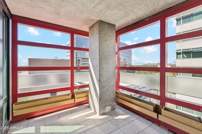 Foto del edificio - 4808 N 24th St