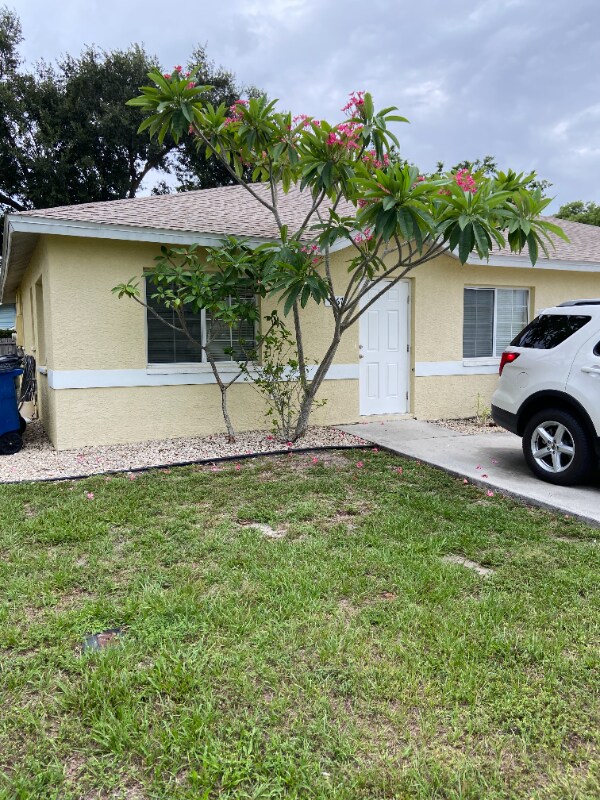 1167 Lake McGregor Dr, Fort Myers, FL 33919 House Rental in Fort Myers, FL