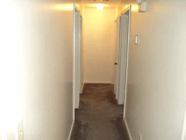 Foto del edificio - 132 Alston Cir