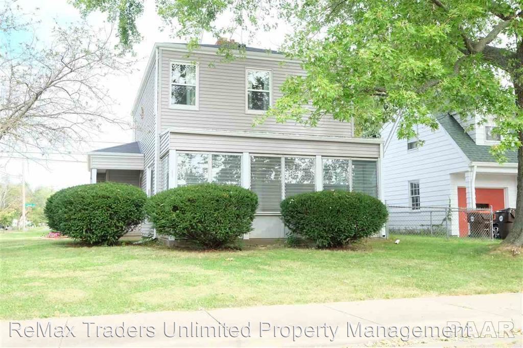 Primary Photo - 1003 E Richwoods Blvd