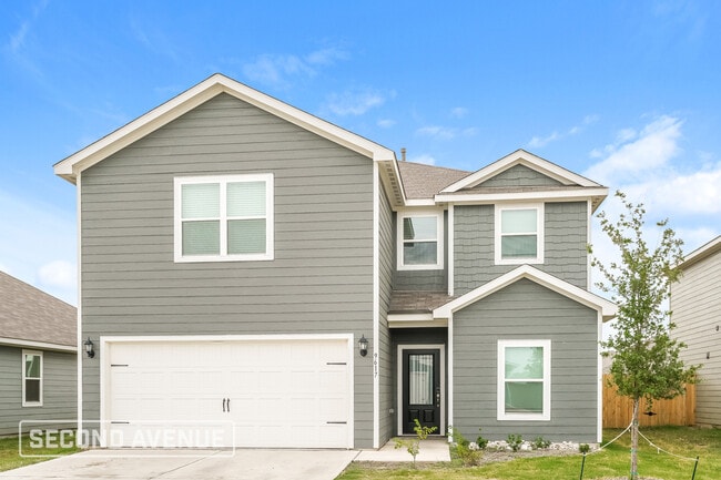 Building Photo - 9617 Teton Vis Dr