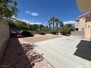 Building Photo - 157 Lakewood Garden Dr