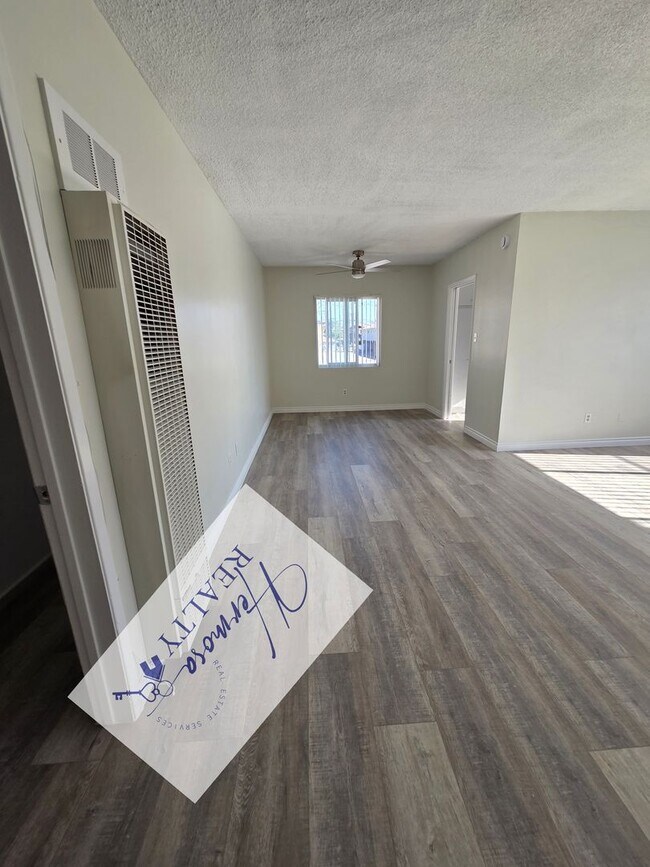 Building Photo - 226 S Bandy Ave