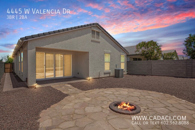 Building Photo - 4445 W Valencia Dr