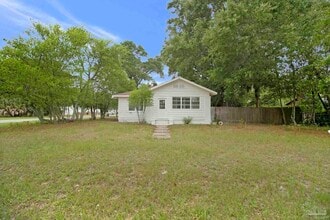Building Photo - 1322 Wisteria Ave