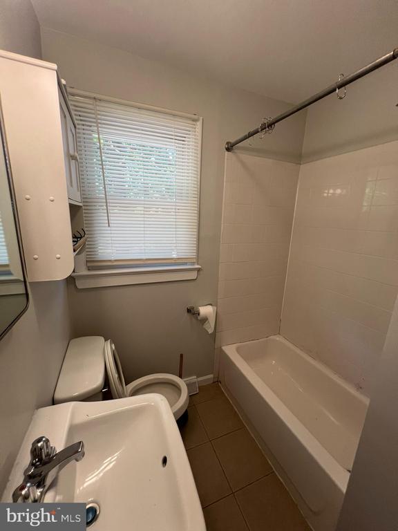 Foto del edificio - 102 Spruce St