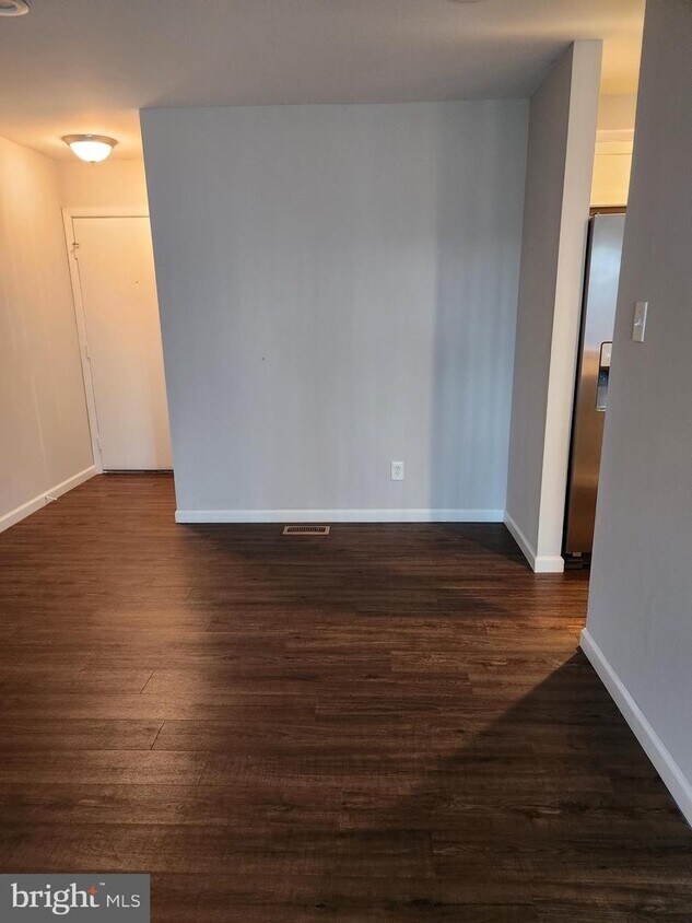 Primary Photo - 2115 Woodhollow Dr