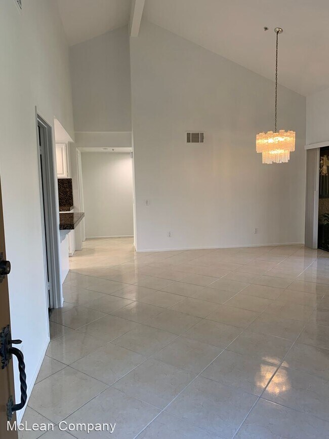 Building Photo - 3 br, 2 bath House - 2950 Escoba Drive Apt F