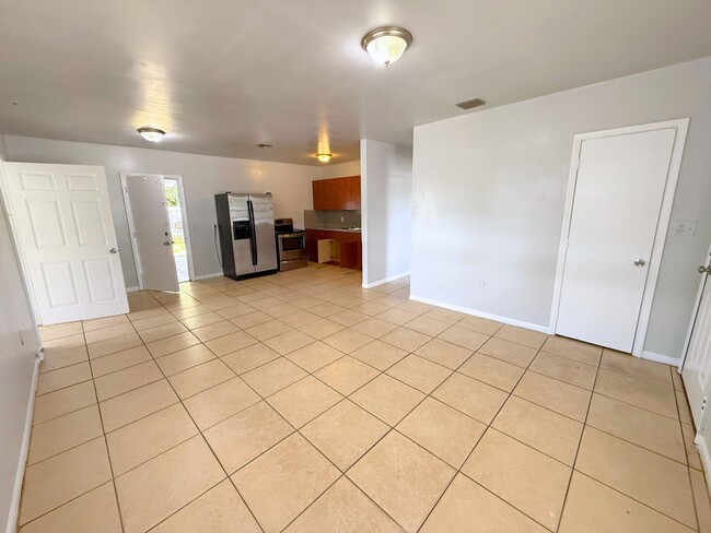 Photo - 1045 Curtiss Dr House