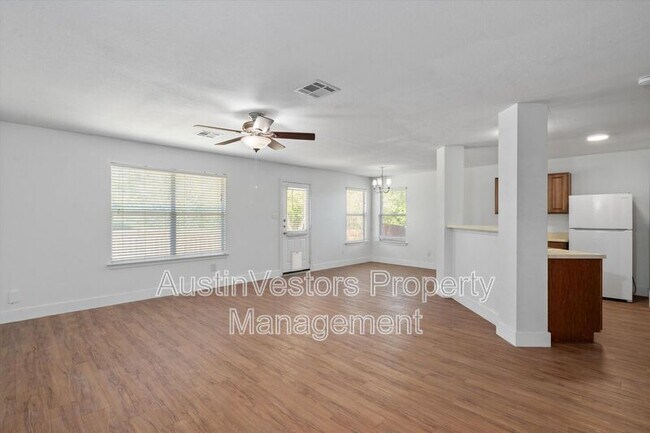 Foto del edificio - 1015 Glen Meadow Cove