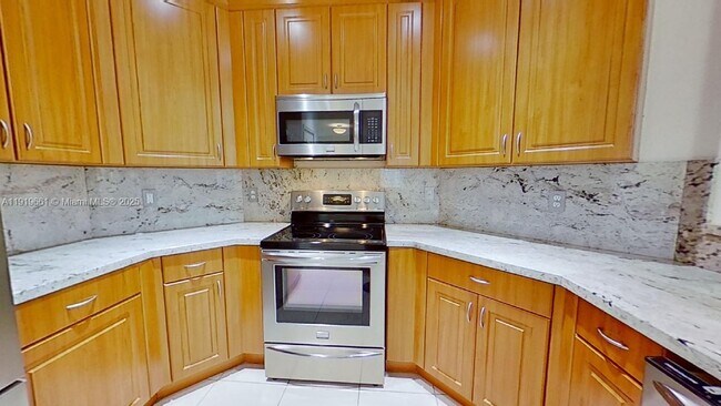 Building Photo - 11229 NW 78th Ln