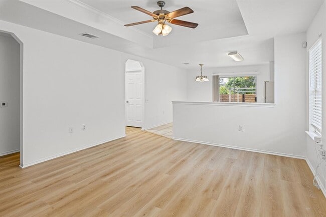Building Photo - 1509 Coriander Dr