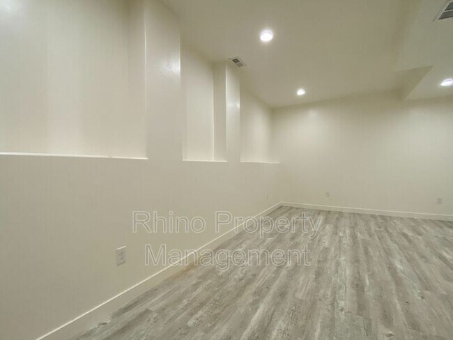 Building Photo - 14406 Debrian Way